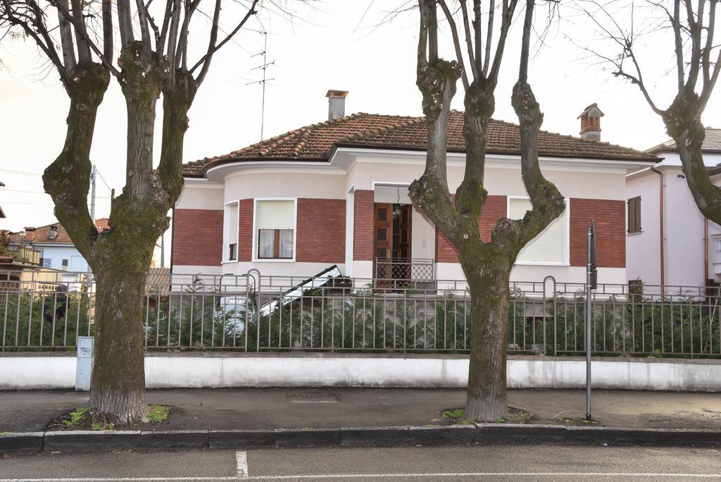 L'Agrifoglio Affittacamere Gattinara Luaran gambar